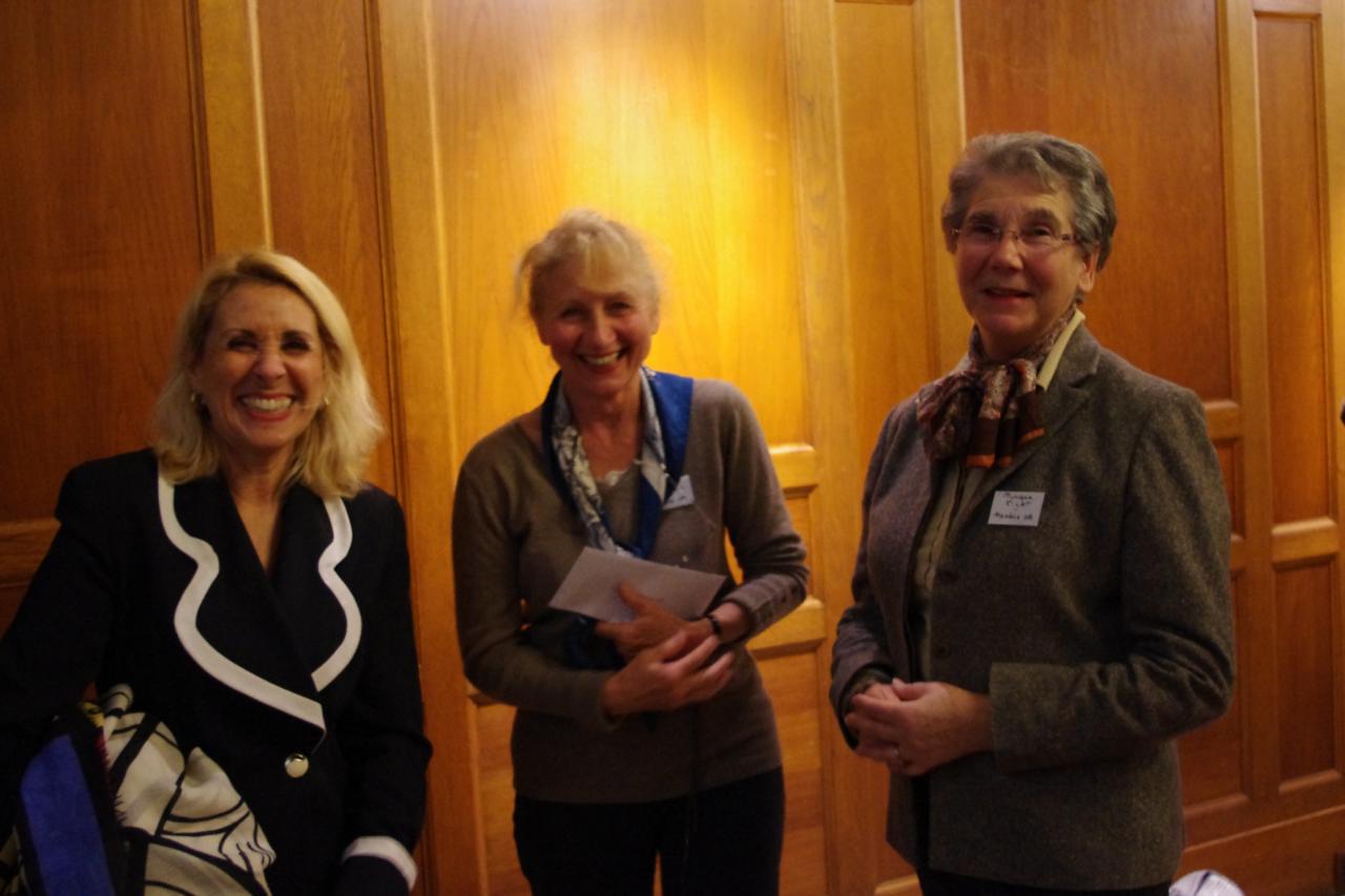 conférencière avec Nadine et Monique